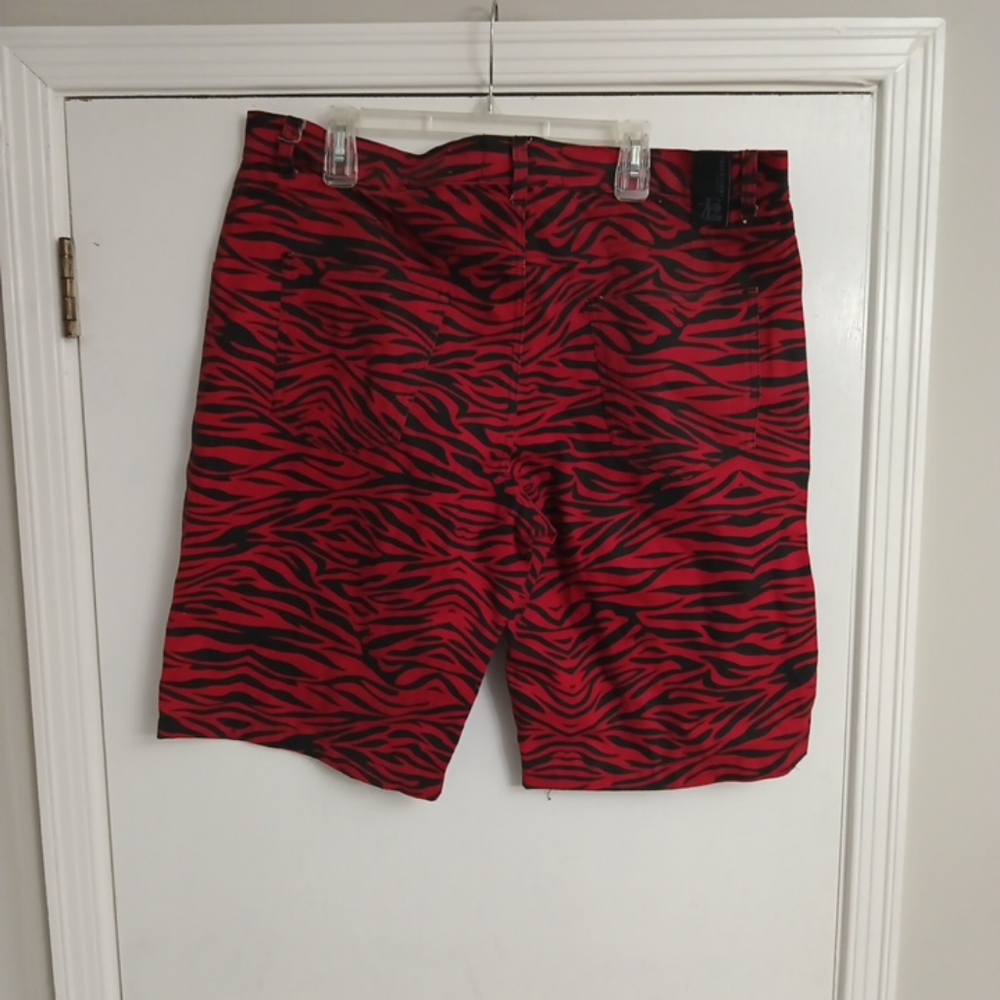Red and Black Zebra Print Vintage Y2K Evolution Jeans Shorts Men's Size 40